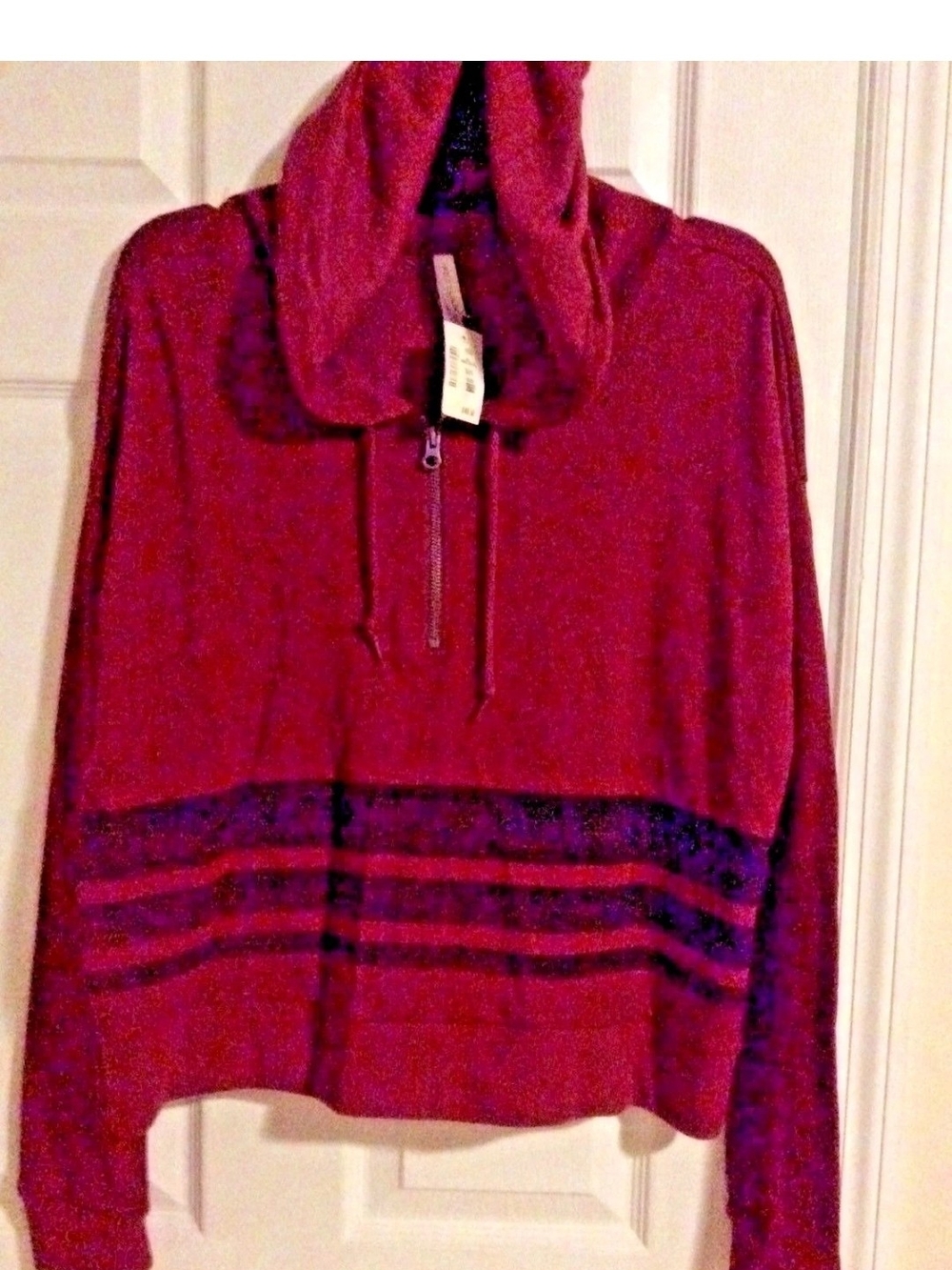 New w tag Love Love Scotland, Red, 3 Burgandy Stripes Sz L